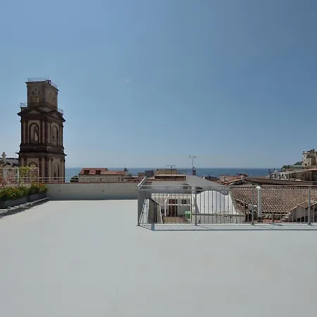 L' Orologio Del Campanile Vacation Apartment *