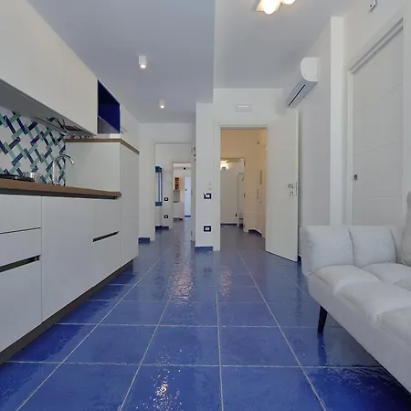 L' Orologio Del Campanile Vacation Apartment *